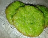 Foto langkah ke 7 dari resep Kue cucur pandan.