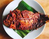 Foto langkah ke 9 dari resep Ikan Gurame Bakar Pedas Nampol Sedap Nian.