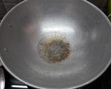 A picture of step 1 of Sev Tamatar ki Sabzi.