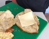 Foto langkah ke 1 dari resep Croissant + chicken breast + scramble egg.