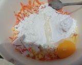 Foto langkah ke 2 dari resep Bakwan jagung bumbu kencur.