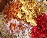A picture of step 2 of Schezwan Kurmura Bhel.