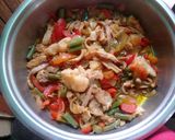 A picture of step 2 of Simple pasta meal.