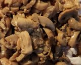 Gluténmentes csirke tokány recept fázis 2 fotója