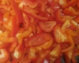 A picture of step 1 of Pasta with pepper cream.
