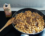 Foto del paso 4 de la receta: Garbanzos con champiñones y ajo