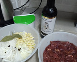 Foto del paso 1 de la receta: Higaditos de pollo encebollado