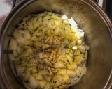Foto del paso 1 de la receta: Rape con almejas y gambas