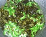 Foto langkah ke 5 dari resep Tumis Pare Hamcoi.