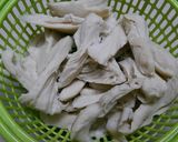 Hình bước làm 1 của món Mì Căn Kho Đậu Phộng (Món Chay)