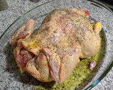 Foto del paso 1 de la receta: Pollo asado lento en su jugo