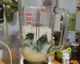 Foto del paso 2 de la receta: Panqueques de espinaca y albahaca 🌿
