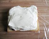 A picture of step 3 of Strawberry Brioche Sandwich.