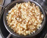 A picture of step 1 of Fresh Corn Kernel Salad.