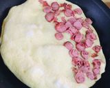 A picture of step 5 of Fluffy Omelette Soufflé (double its size).