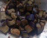 Foto langkah ke 3 dari resep Tumis Terong Kecap Pedas.