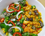 Foto del paso 4 de la receta: Ensalada 🥗de pollo templada con garbanzos 🌶picantes