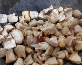 A picture of step 3 of Chicken spicy pasta.