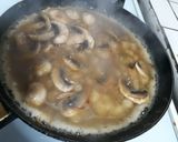 Foto del paso 4 de la receta: Chuletas en salsa de ostión y champiñones