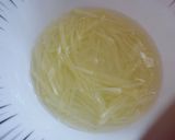 Foto del paso 5 de la receta Habas con bacalao y patatas paja
