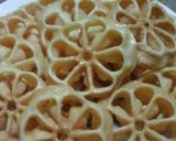 Foto langkah ke 4 dari resep kue kembang goyang.