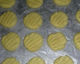 Foto langkah ke 3 dari resep Kue kering kelapa.