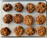 A picture of step 8 of Chocolate Chip Cookies I.