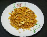 A picture of step 13 of Egg chowmein.