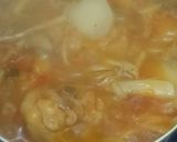Hình bước làm 4 của món Gà hầm kim chi rau củ