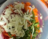 A picture of step 1 of Spring chicken veg roll.