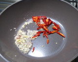 Foto langkah ke 2 dari resep Tetelan salmon pedas.