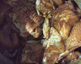 Gambar langkah 2 resipi Ayam Masak Kicap Lada Hitam & Cendawan Hitam.