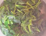 Foto langkah ke 2 dari resep 247. Sigeumchi Namul (Spinach Korean Side Dish 5 menit).