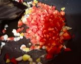 A picture of step 4 of Spicy hot and sour chicken soup.