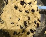 Foto langkah ke 3 dari resep Oat & Raisin Scones.