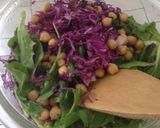 Foto del paso 1 de la receta: Ensalada de garbanzos, repollo rojo