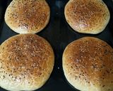 صورة لخطوة 6 من وصفة خبيزات السندويتش سميد والفرينة🍔🍔🍔🍔🍔🍔🫓🫓🫓🫓🫓