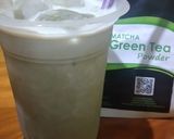 Foto langkah ke 4 dari resep Ice Matcha Latte.