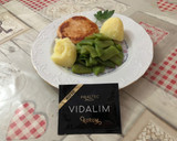 Foto del paso 5 de la receta: Judía verde con patatas y hamburguesa de pollo a la plancha con aderezo VIDALIM