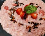 Foto del passaggio 10 della ricetta Risotto alle fragole