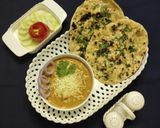 A picture of step 6 of Cheese butter masala and garlic naan.
