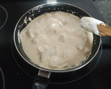 Foto del paso 3 de la receta: Pollo con salsa de queso y cuscús