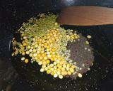 Foto del paso 2 de la receta: Curry de cebolla para comer con pan