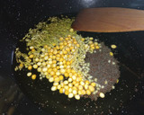 Foto del paso 2 de la receta: Curry de cebolla para comer con pan