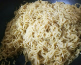 நூடுல்ஸ் எக் ரோல் ரெசிபி ஸ்டேப் 1 புகைப்படம்