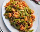 Foto langkah ke 4 dari resep Tumis pare udang.