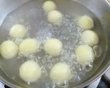 A picture of step 4 of Chilli Garlic Potato Bites.