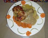 Foto del paso 6 de la receta: MUSLOS de pollo relleno con ajo jengibre albahaca y sal de cajón, con una crema de papa y 🧅 🥕