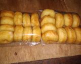 Foto langkah ke 9 dari resep Donat Maizena tanpa Telur (Ekonomis).