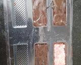 A picture of step 4 of Jam stuffed coconut chocolate.